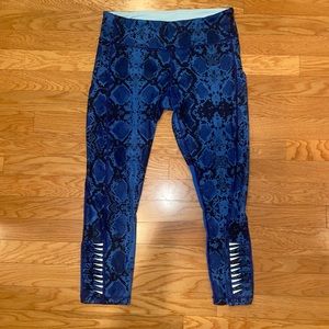 Blue snakeskin lulu lemon leggings